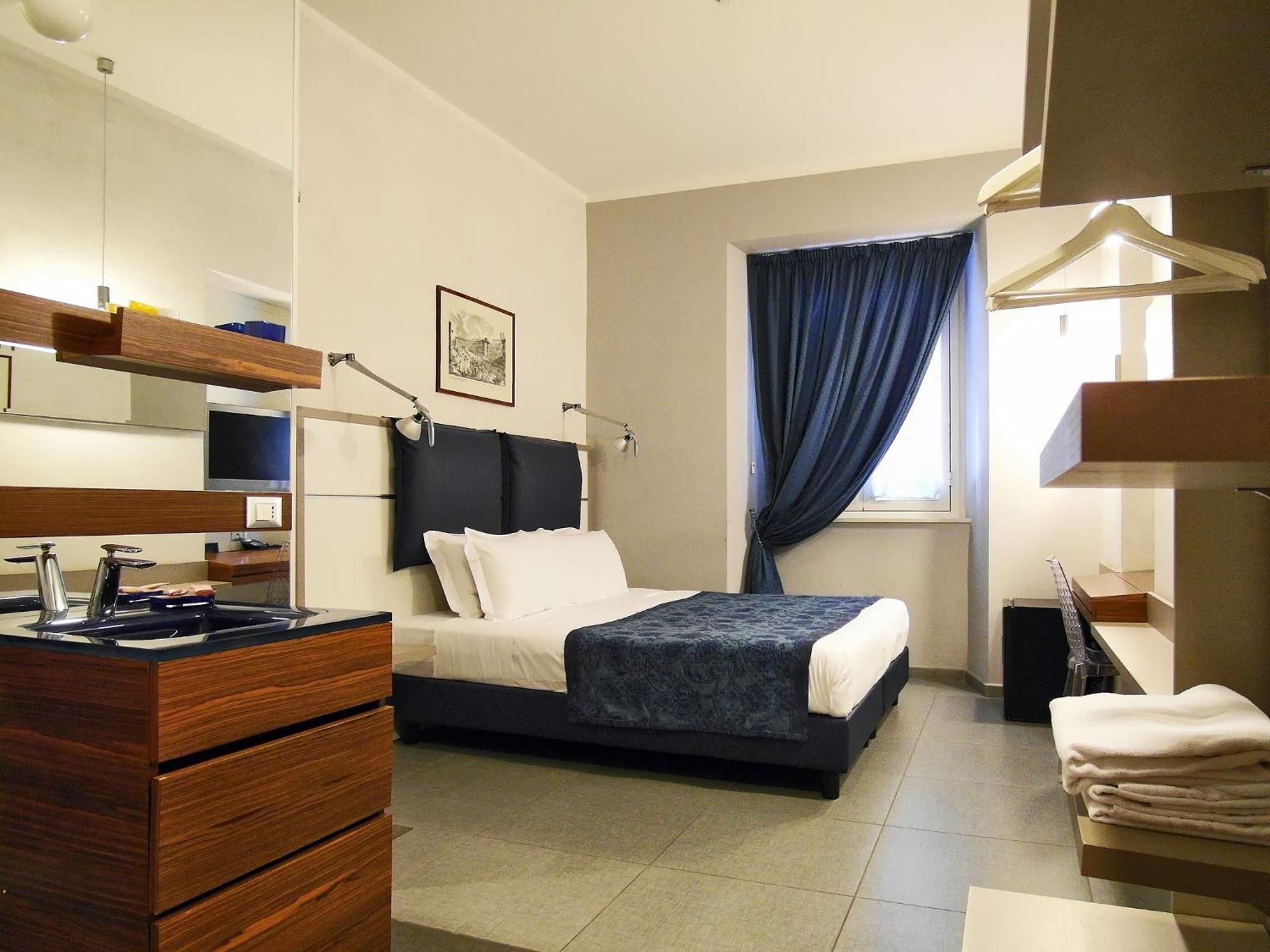 California Hotel 3*
