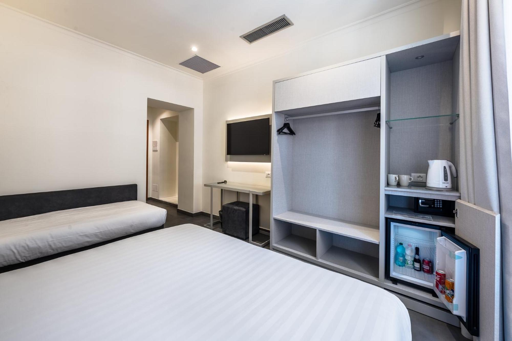 California 3* Roma