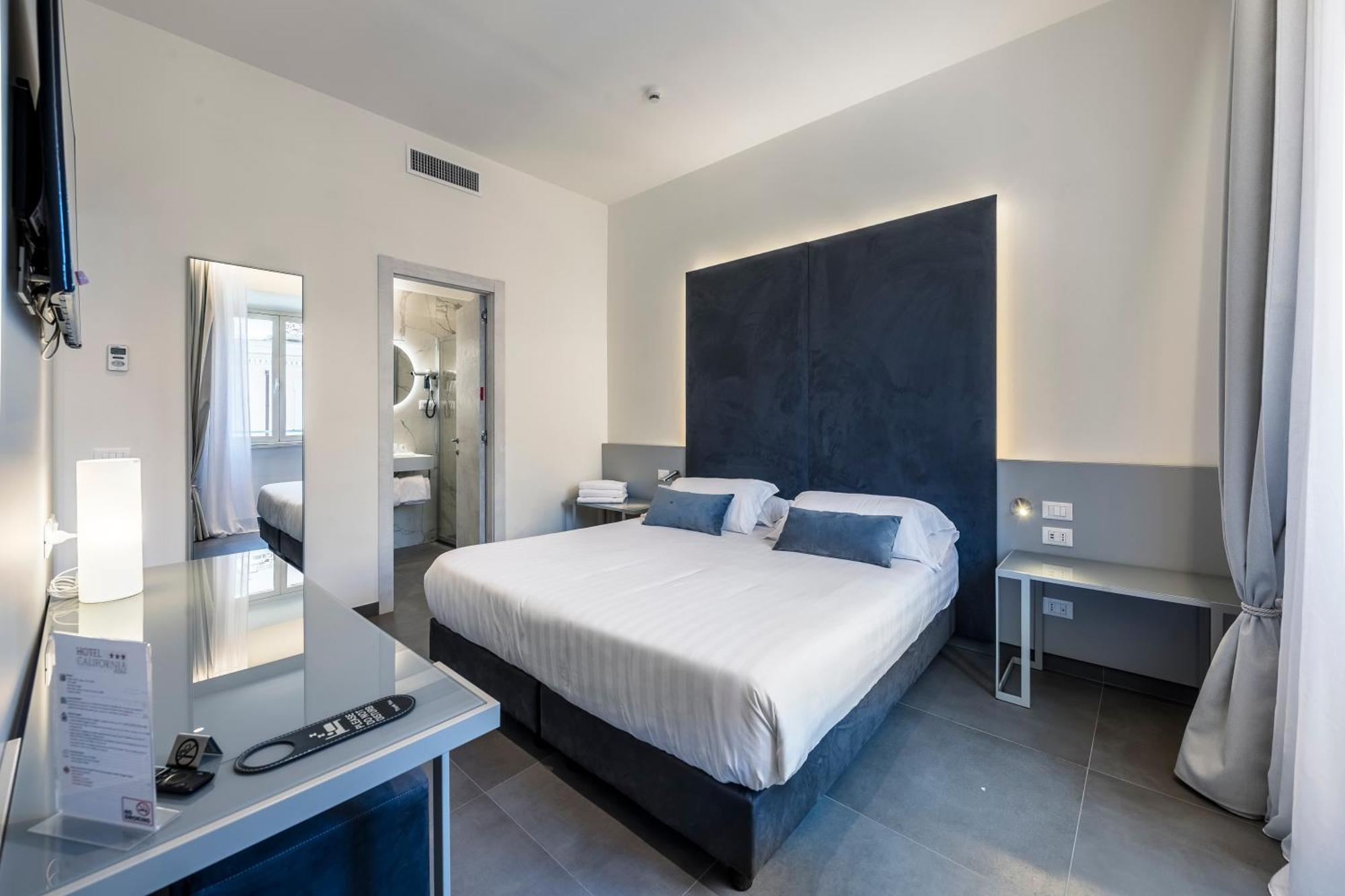 California Hotel 3*